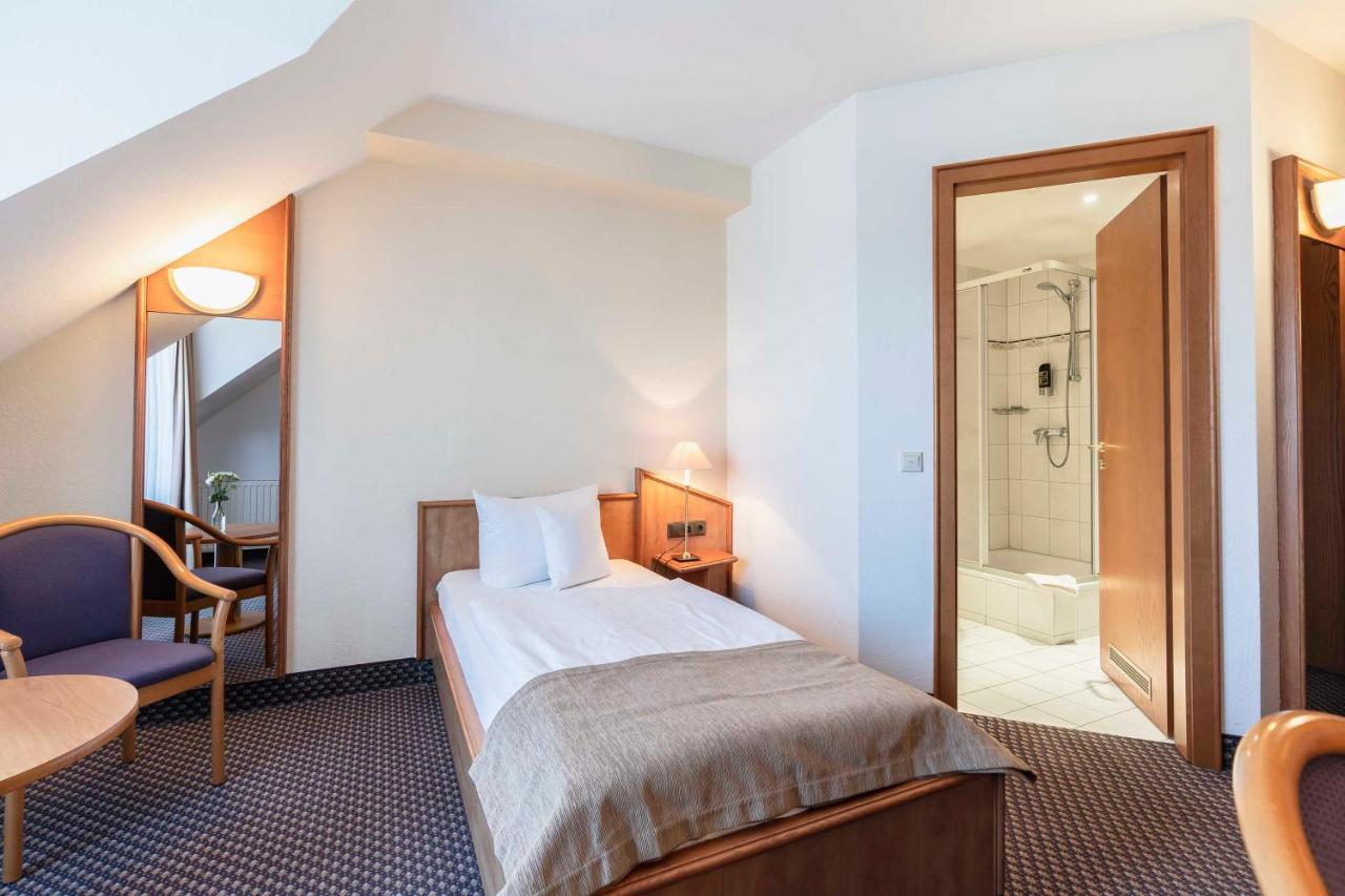 Hotel Markgraf Lehnin Zewnętrze zdjęcie