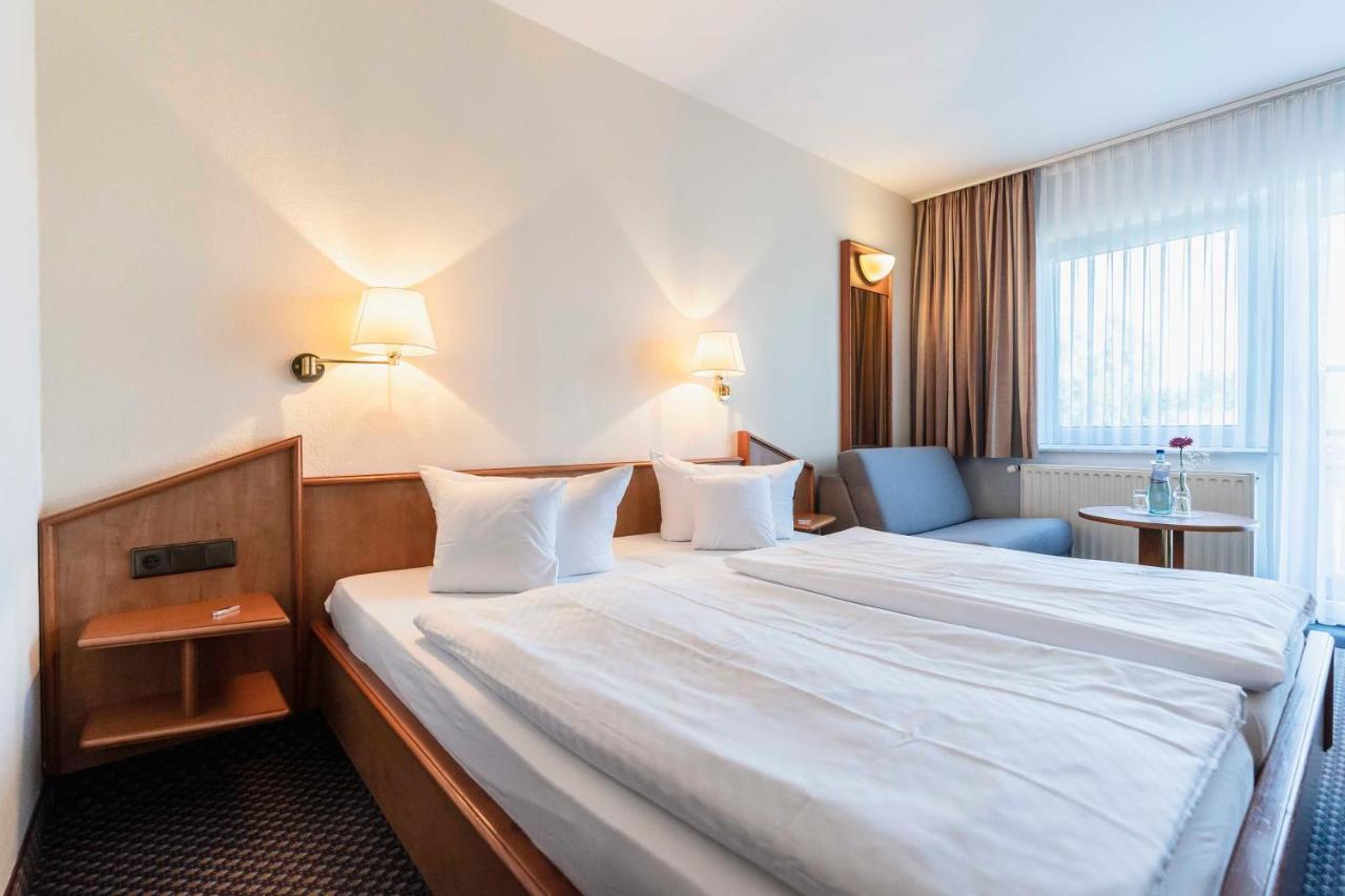 Hotel Markgraf Lehnin Zewnętrze zdjęcie