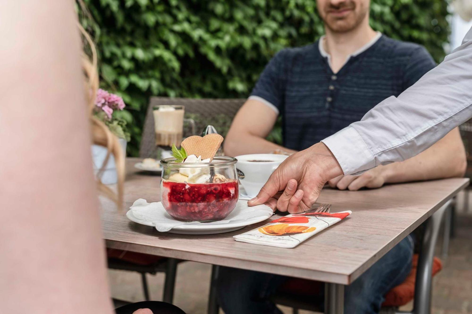 Hotel Markgraf Lehnin Zewnętrze zdjęcie